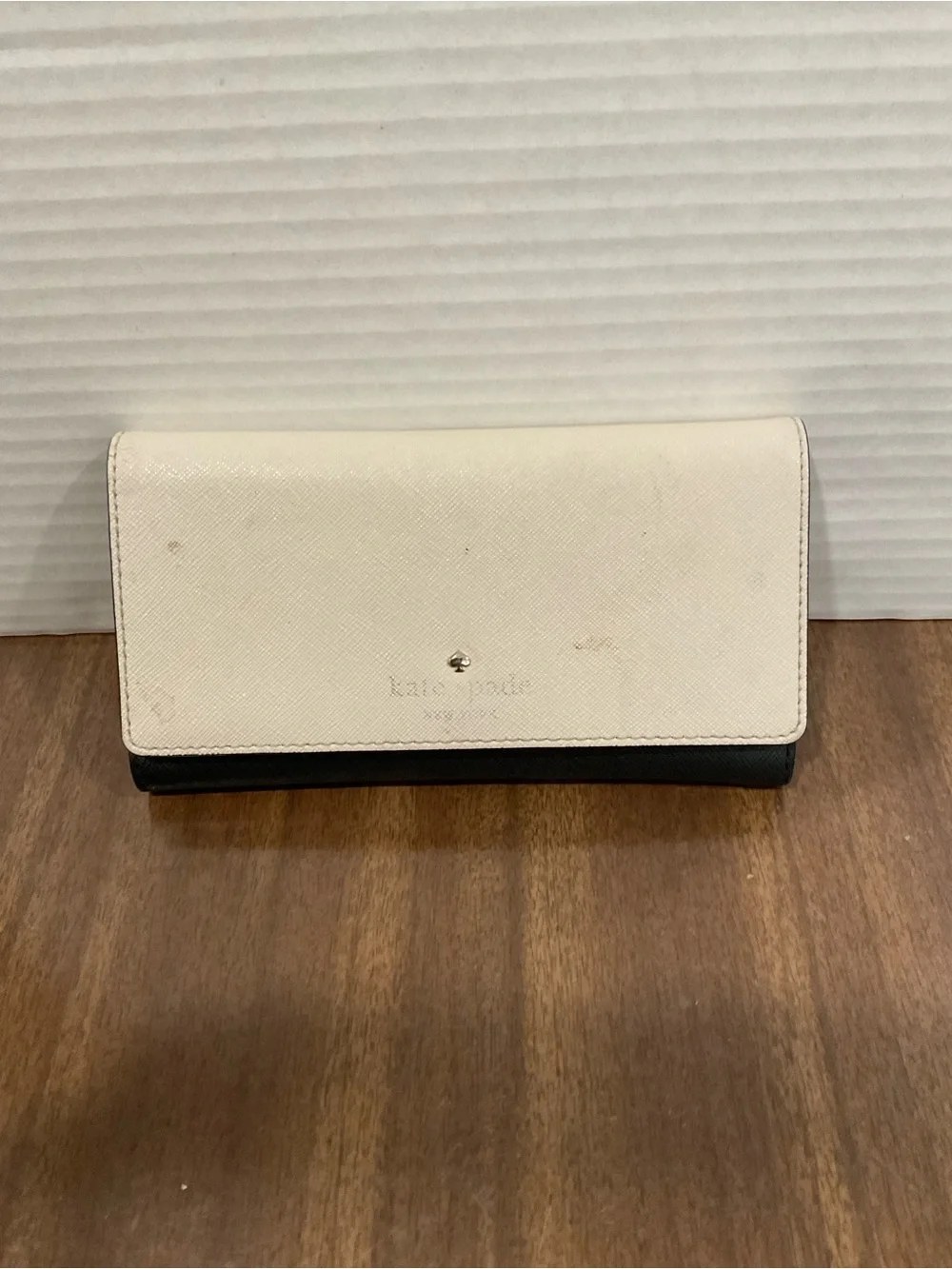 kate spade NIKA Two-Tone Cream and Black trifold Wallet